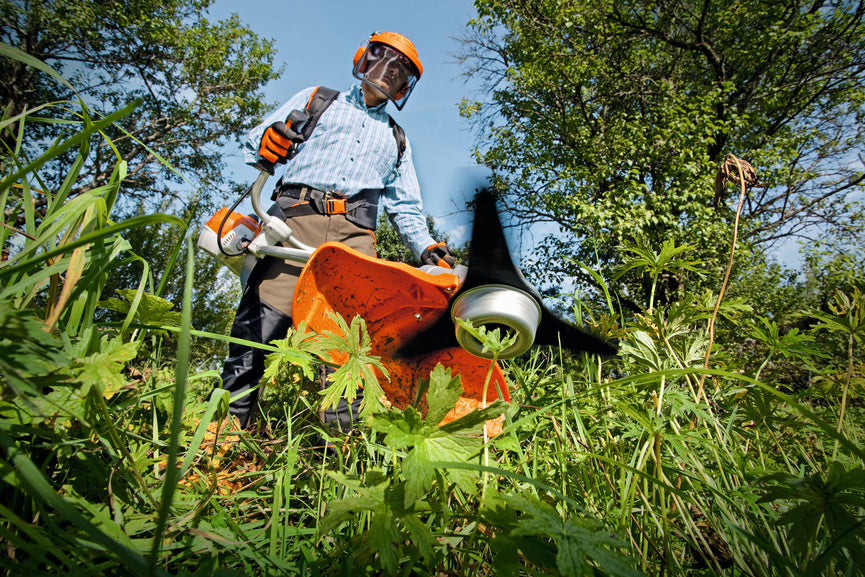 STIHL Benzin-Motorsense FS240