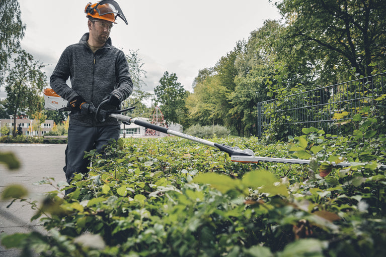 STIHL Akku-KombiMotor KMA135 R - AP-System