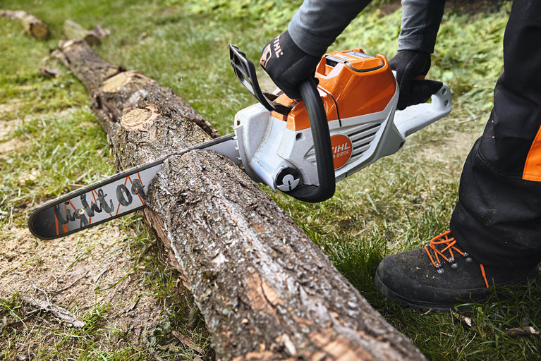 STIHL Akku-Kettensäge MSA220 - AP-System