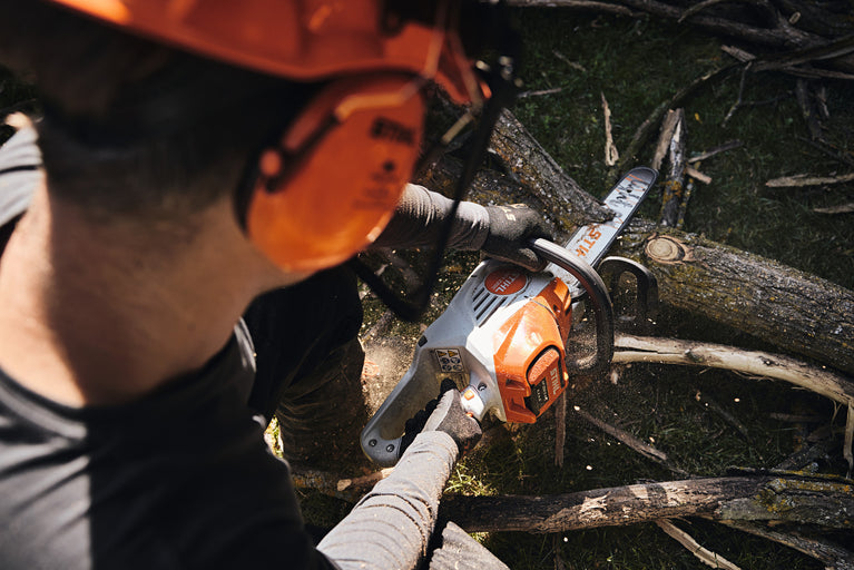 STIHL Akku-Kettensäge MSA220 - AP-System