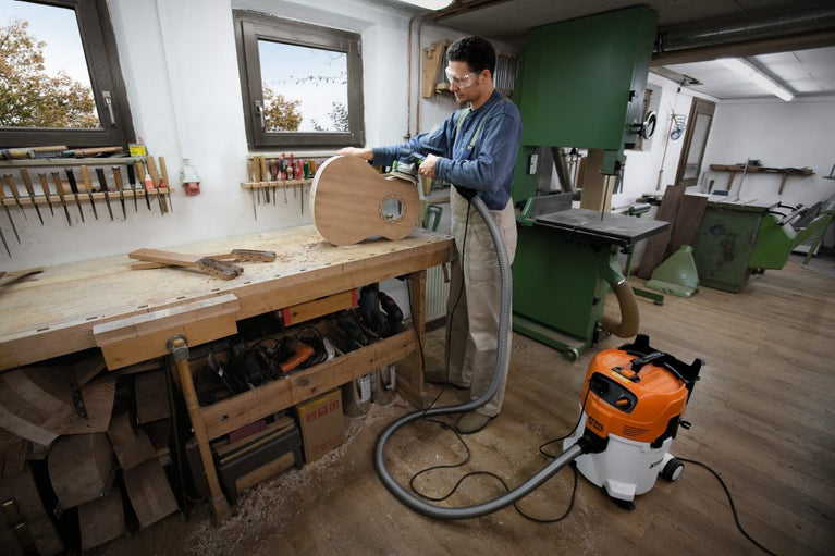 STIHL Elektro-Nass- und Trockensauger SE122